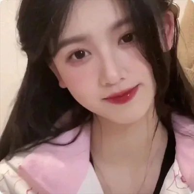 自由小团体 在线观看封面